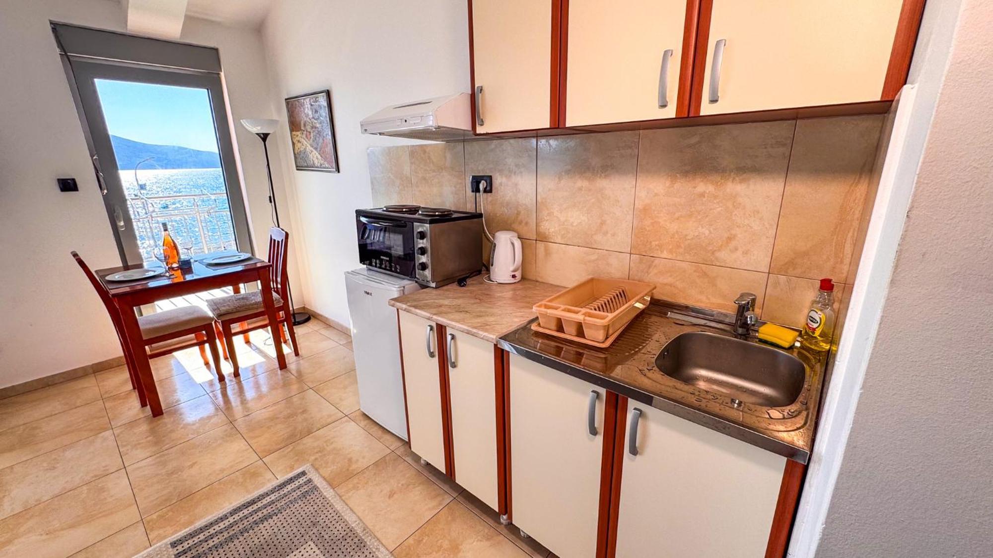 Qumi Apartments Tivat Zewnętrze zdjęcie