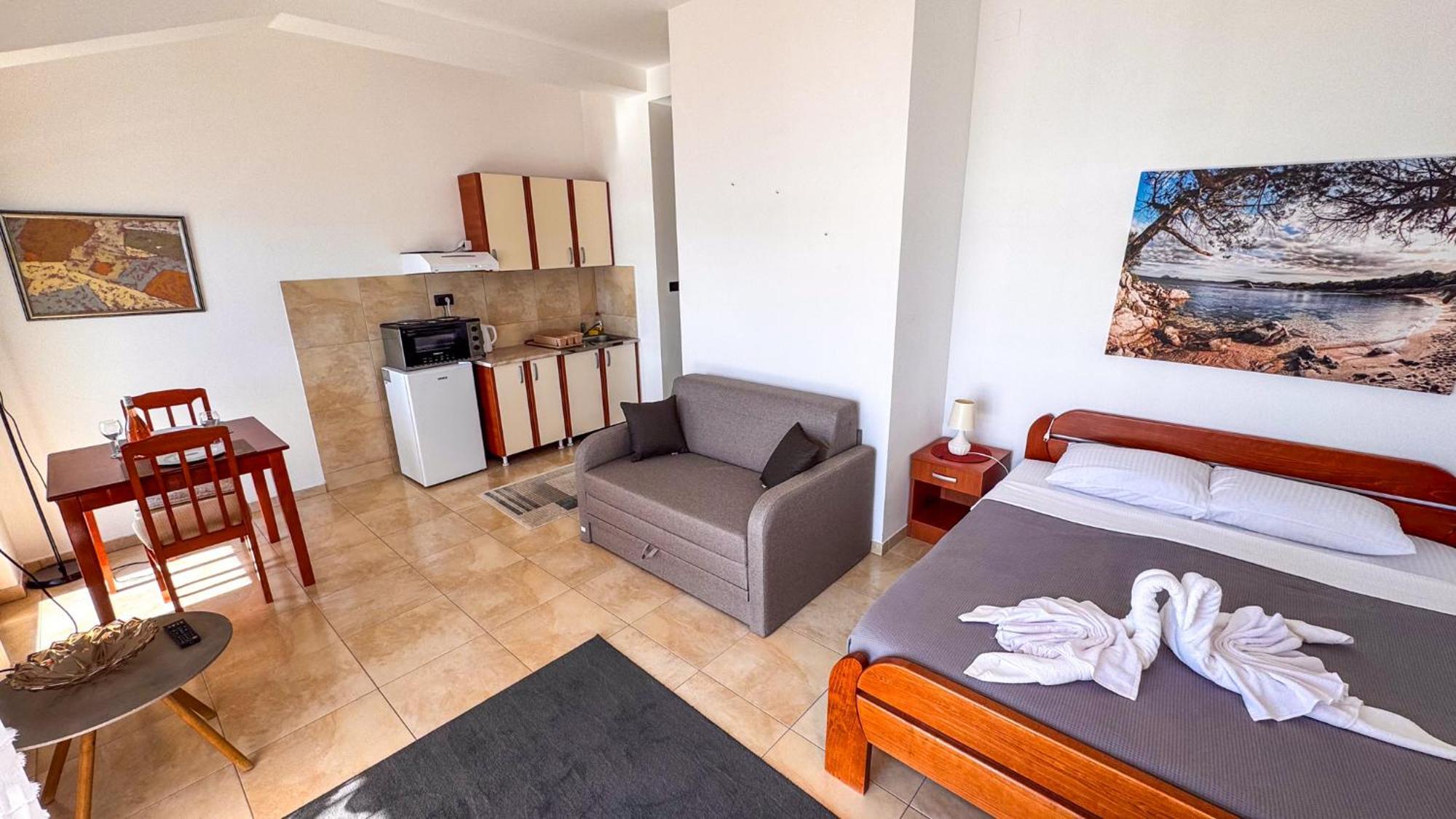 Qumi Apartments Tivat Zewnętrze zdjęcie