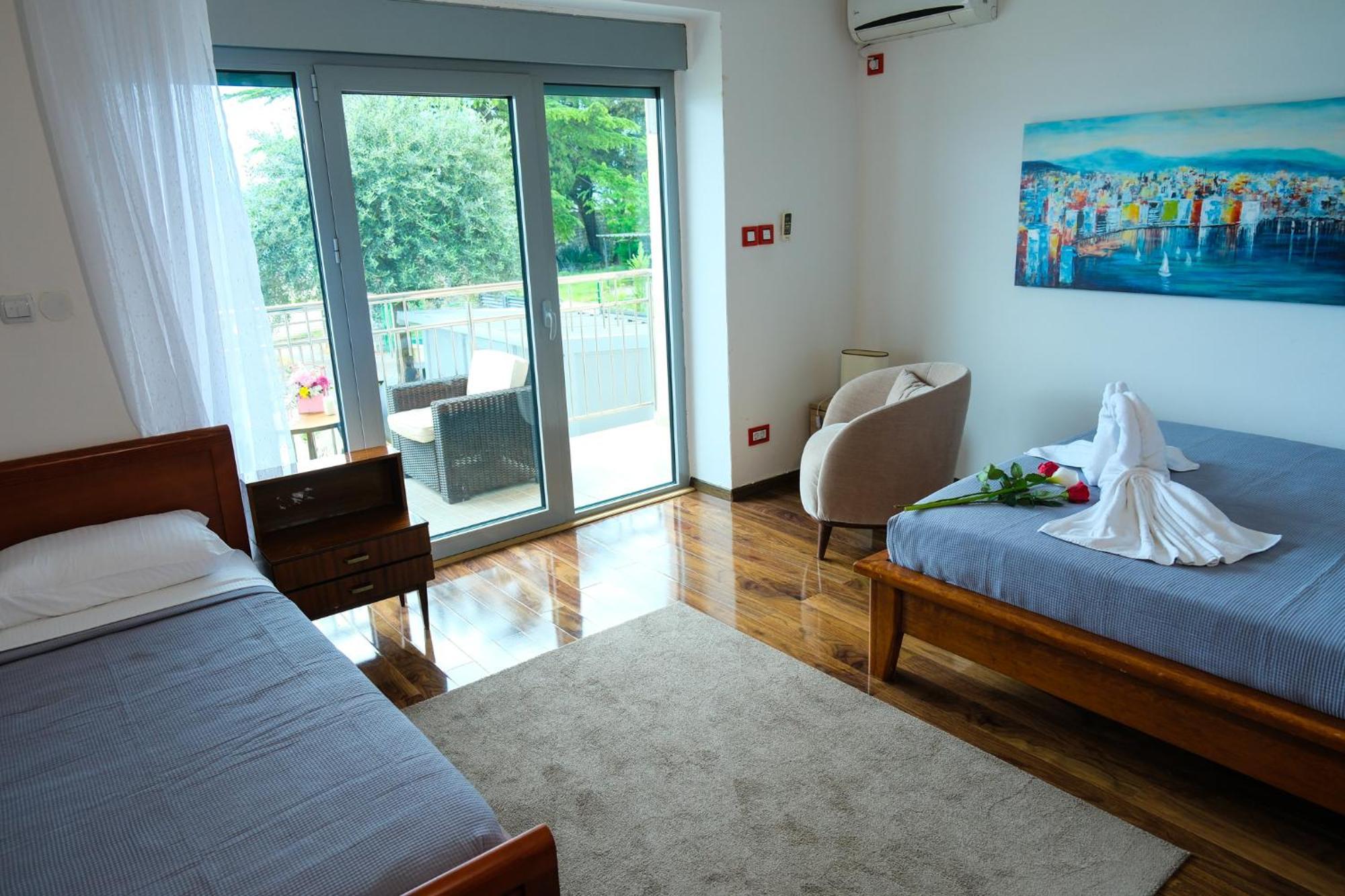 Qumi Apartments Tivat Zewnętrze zdjęcie