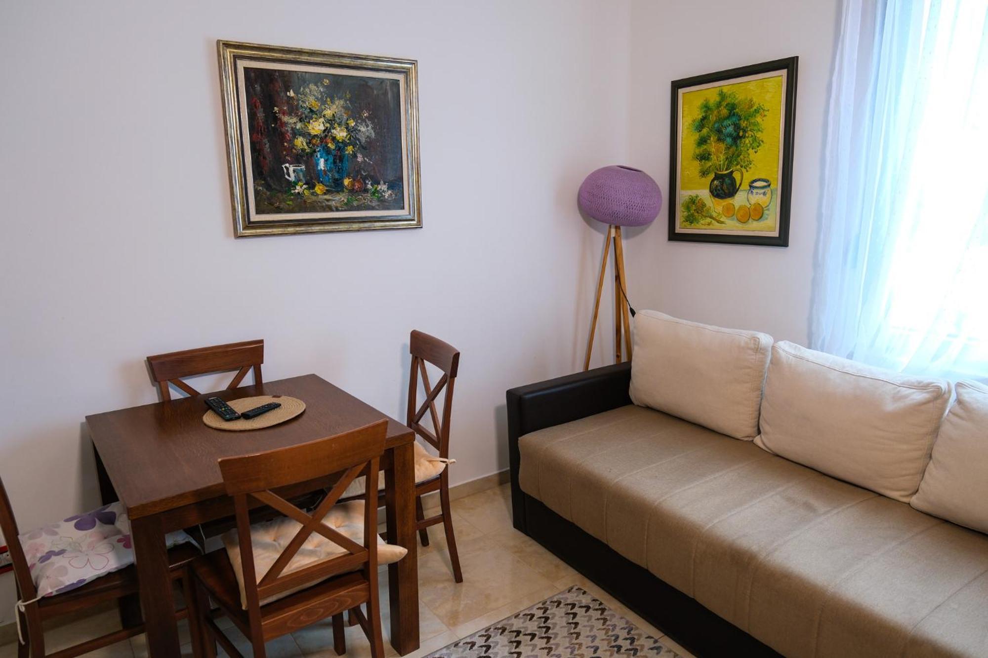 Qumi Apartments Tivat Zewnętrze zdjęcie